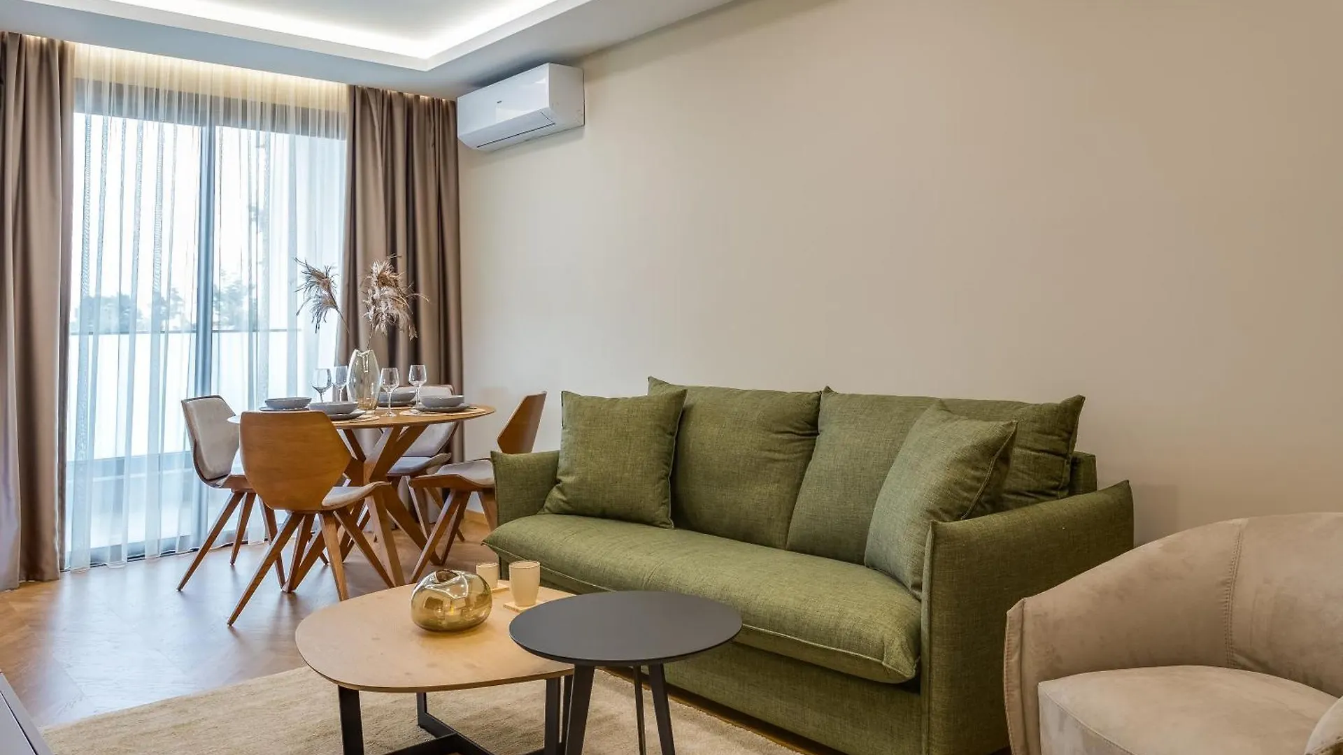 Pantio Living Residence Meneou Apartment